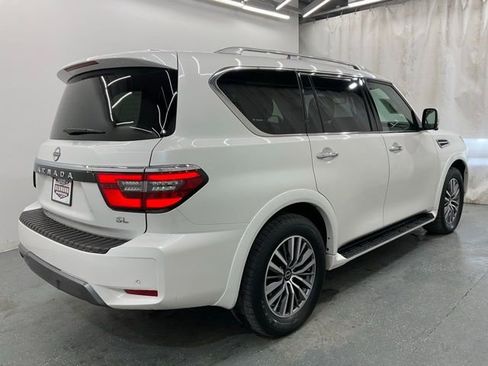 Used 2024 Nissan Armada SL AWD/4WD image 7
