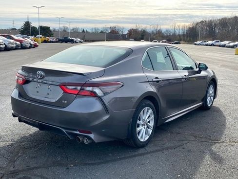 Used 2023 Toyota Camry SE image 26