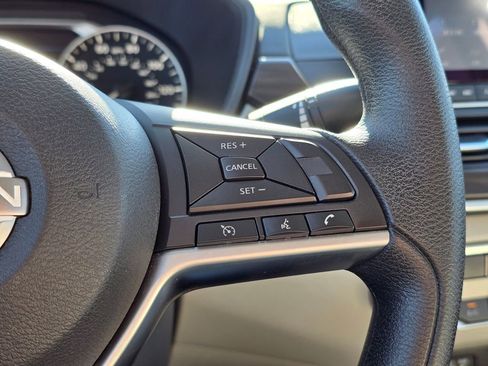 Used 2024 Nissan Altima 2.5 SV image 31