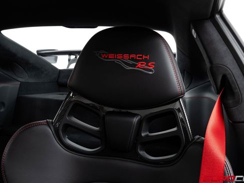 Used 2018 Porsche 911 GT2 RS RWD image 51