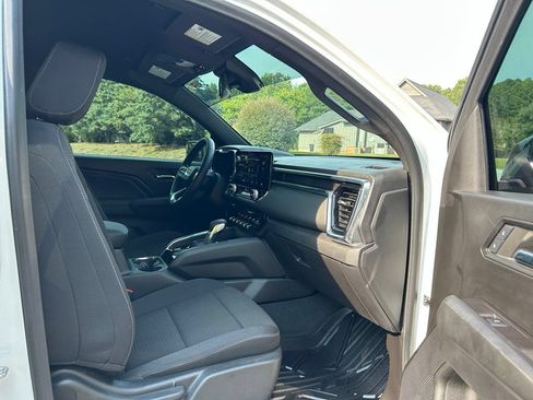 Used 2024 GMC Canyon Elevation w/ Convenience Package RWD image 42