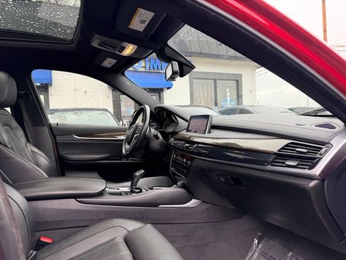 Used 2018 BMW X6 sDrive35i RWD image 11