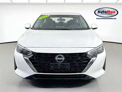 Used 2024 Nissan Sentra SV image 6