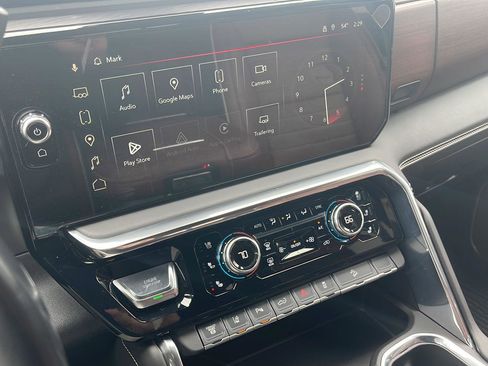 Used 2024 GMC Sierra 3500 Denali Ultimate image 11