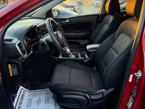 Used 2022 Kia Sportage LX image 13