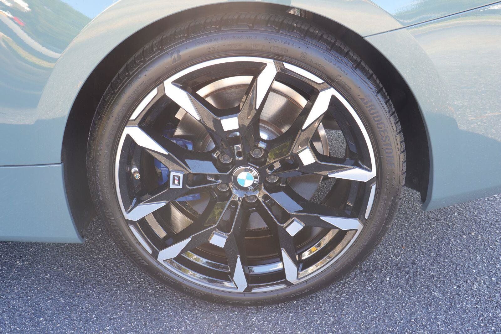 Used 2025 BMW M440i Coupe w/ Parking Assistance Package RWD image 36