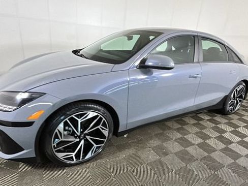Used 2023 Hyundai Ioniq 6 SEL AWD/4WD image 6
