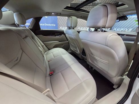 Used 2013 Cadillac XTS Luxury w/ Driver Awareness Package FWD image 28