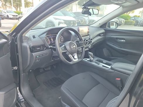 Used 2024 Nissan Sentra SV FWD image 10