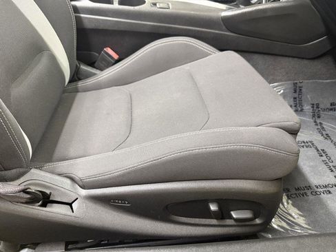 Used 2017 Chevrolet Camaro SS image 31