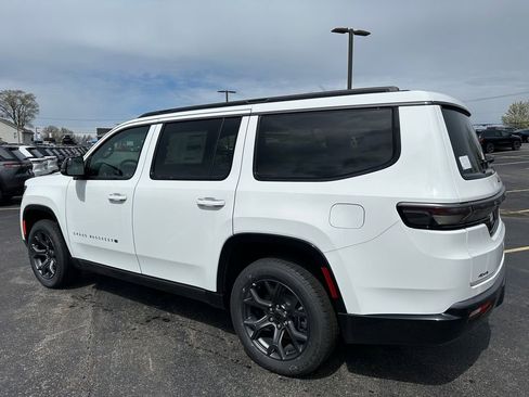 New 2026 Jeep Grand Wagoneer Limited AWD/4WD image 11