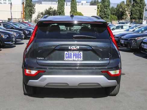 New 2026 Kia Niro LX FWD image 8