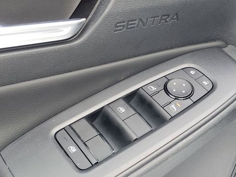 New 2026 Nissan Sentra SV w/ SV Convenience Package FWD image 9