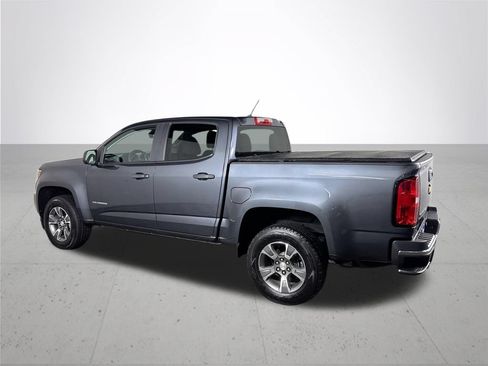 Used 2017 Chevrolet Colorado W/T w/ WT Convenience Package RWD image 8