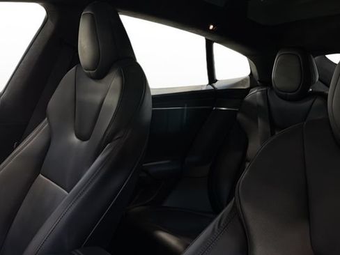 Used 2022 Tesla Model S AWD/4WD image 37