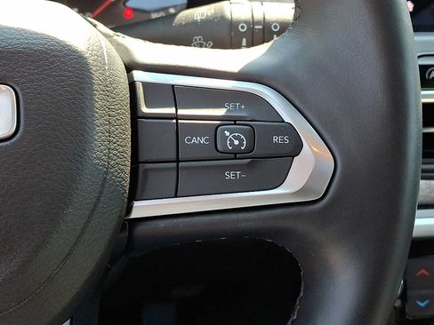 Certified 2022 Jeep Compass Latitude w/ Sun and Sound Group AWD/4WD image 22