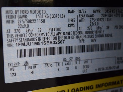 New 2025 Ford Expedition Platinum w/ Driver's Package image 28