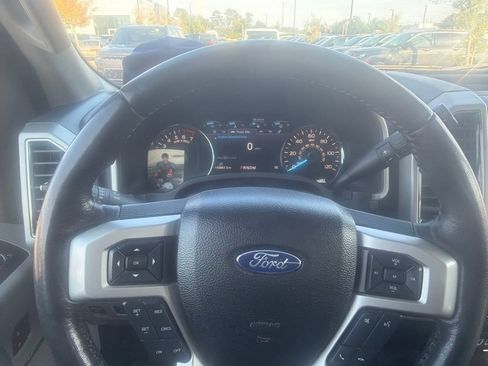 Used 2018 Ford F150 Lariat AWD/4WD image 9