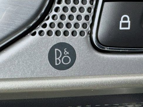 Used 2023 Ford Explorer Limited w/ Equipment Group 301A image 23