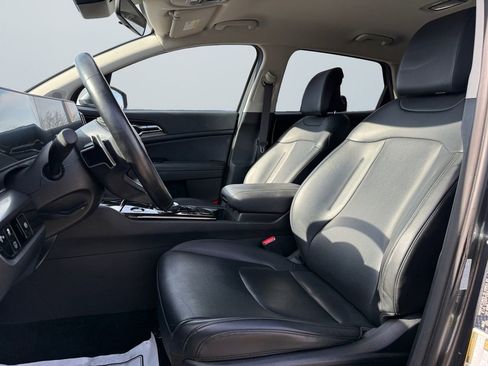 Used 2023 Kia Sportage EX image 9