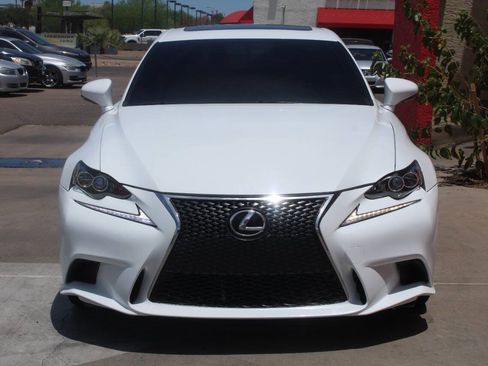 Used 2016 Lexus IS 200t w/ F Sport Package RWD image 5