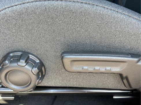 New 2026 Jeep Gladiator Sport AWD/4WD image 26