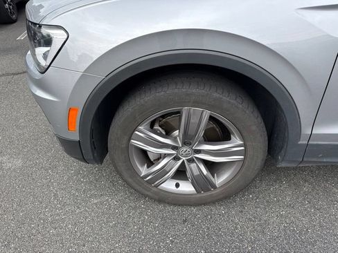 Used 2021 Volkswagen Tiguan SEL AWD/4WD image 4