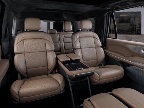 New 2027 Lincoln Navigator Black Label AWD/4WD image 11