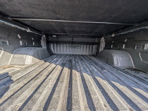 Used 2023 GMC Sierra 1500 Elevation image 11