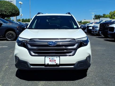 Certified 2026 Subaru Forester Premium AWD/4WD image 2