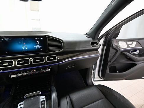 Used 2020 Mercedes-Benz GLS 450 4MATIC image 30