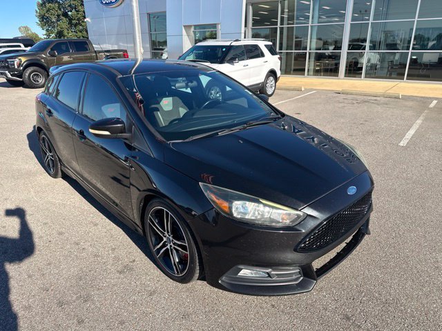 Used 2015 Ford Focus ST FWD image 6