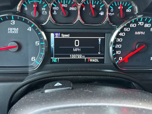 Used 2018 GMC Yukon SLT AWD/4WD image 29
