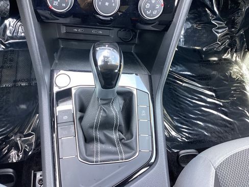 Certified 2024 Volkswagen Taos S FWD image 20