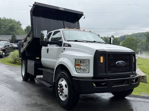 Used 2017 Ford F650 2WD SuperCab Super Duty image 21