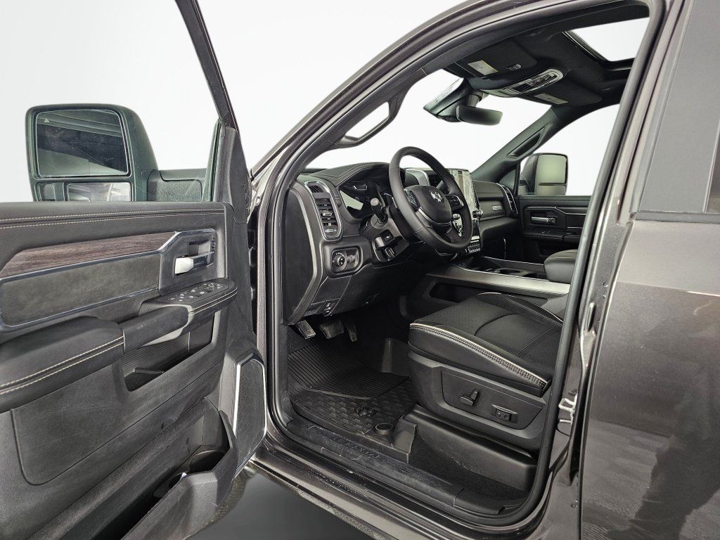 New 2026 RAM 3500 Laramie w/ Night Edition AWD/4WD image 23