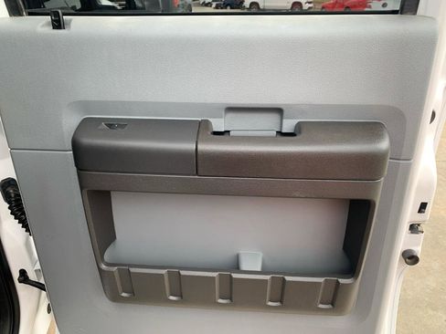 Used 2015 Ford F350 XL w/ Power Equipment Group image 15