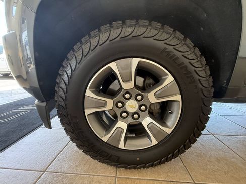 Used 2016 Chevrolet Colorado Z71 AWD/4WD image 24