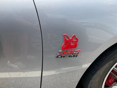 Used 2016 Dodge Charger R/T Scat Pack w/ Technology Group RWD image 6
