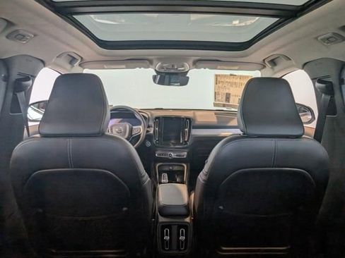 New 2026 Volvo XC40 B5 Ultra w/ Climate Package image 27