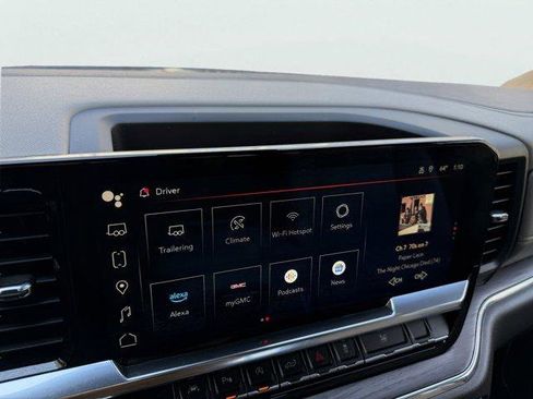 Used 2024 GMC Sierra 1500 SLT w/ SLT Premium Plus Package image 28