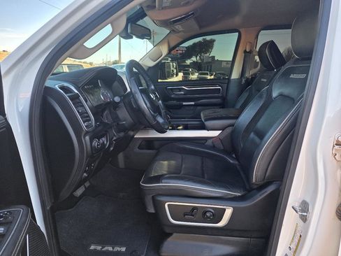 Used 2019 RAM 1500 Laramie image 11