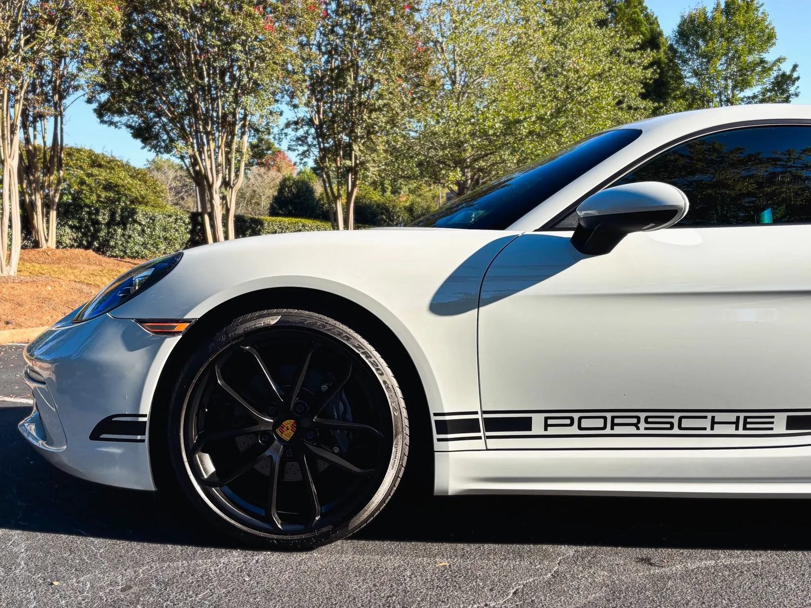 Used 2018 Porsche 718 Cayman RWD image 6