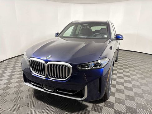 New 2026 BMW X5 xDrive40i w/ Climate Comfort Package image 7