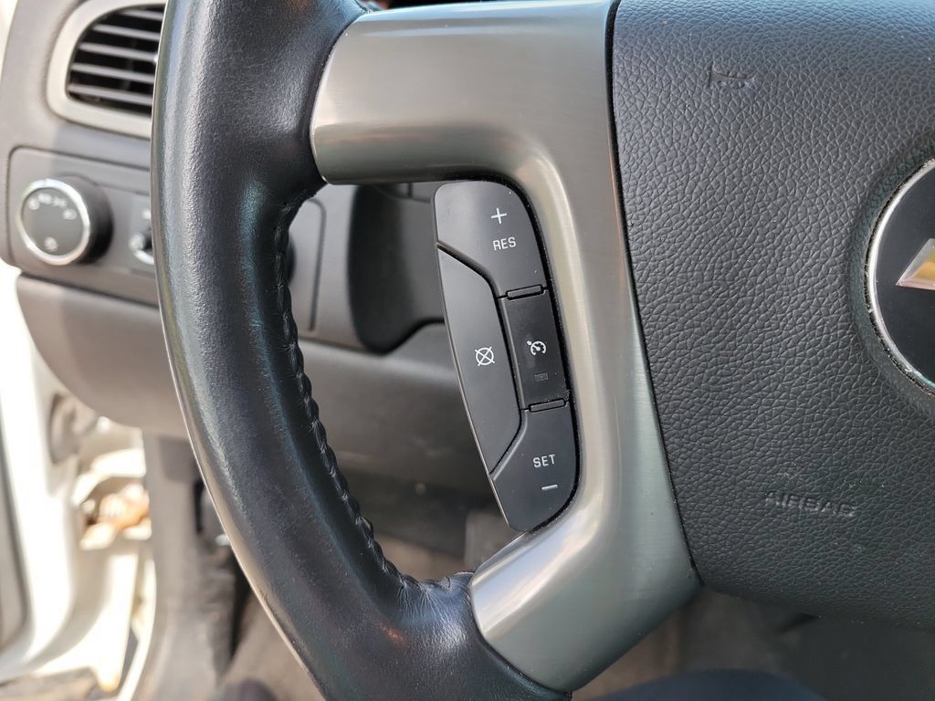 Used 2013 Chevrolet Suburban LS AWD/4WD image 17