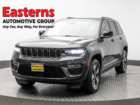 Used 2022 Jeep Grand Cherokee Limited 4xe AWD/4WD image 1