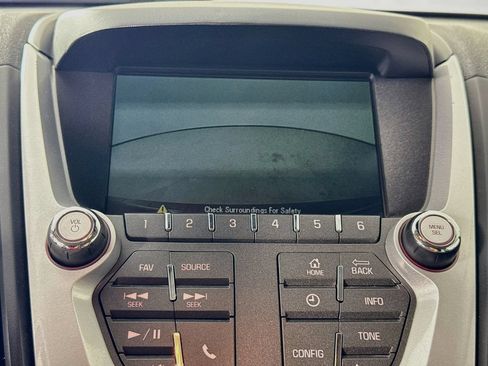 Used 2015 GMC Terrain SLE FWD image 16