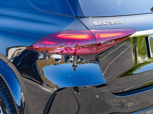 New 2026 Mercedes-Benz GLE 350 4MATIC image 11