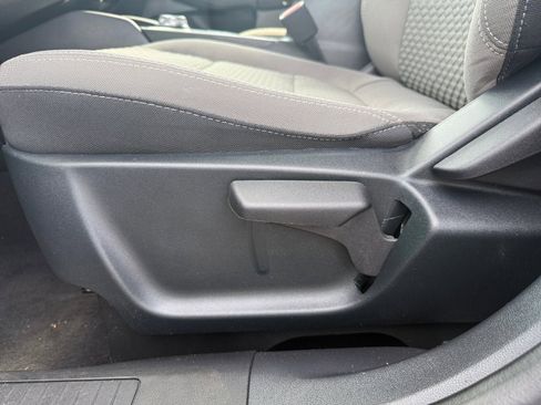 Certified 2022 Ford Escape SE w/ Cold Weather Package image 12