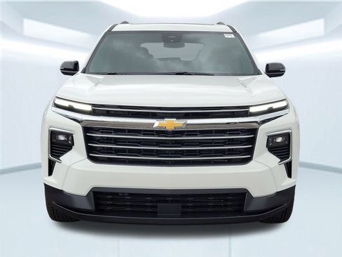 New 2026 Chevrolet Traverse LT w/ Sun and Wheel Package image 10